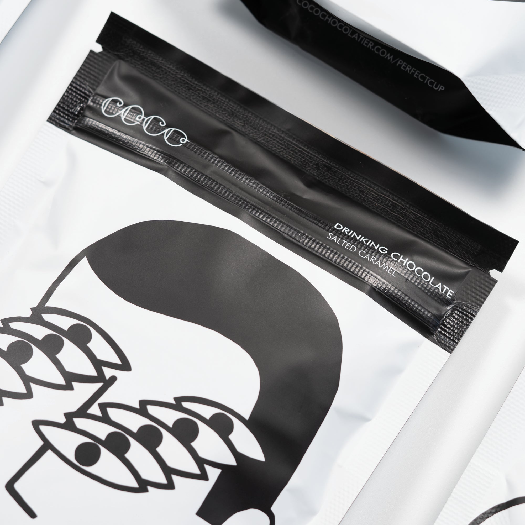 coco-chocolatier-drinking-chocolate-salted-caramel-200g-vegan image 3